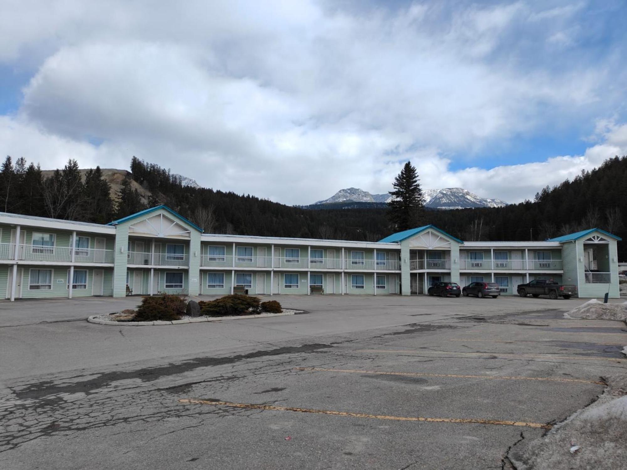 Ponderosa Motor Inn Golden Exterior foto